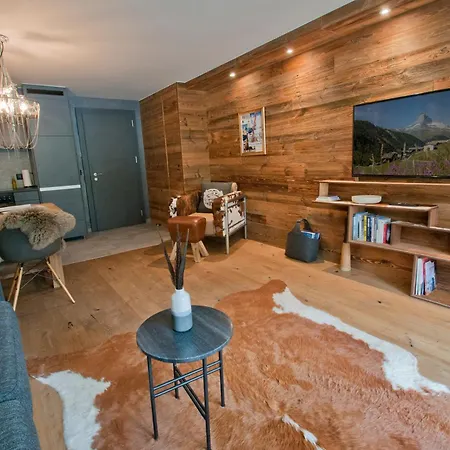 Apartment Z *